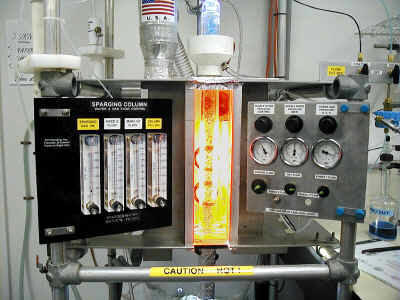 HydroCapsule-Machine.jpg (312658 bytes)